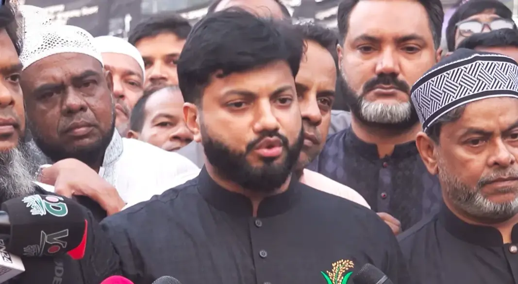 বক্তব্য রাখছেন মুক্তিযুদ্ধ বিষয়ক মন্ত্রণালয়ের প্রতিমন্ত্রী ইশরাক হোসেন। ছবি : সংগৃহীত