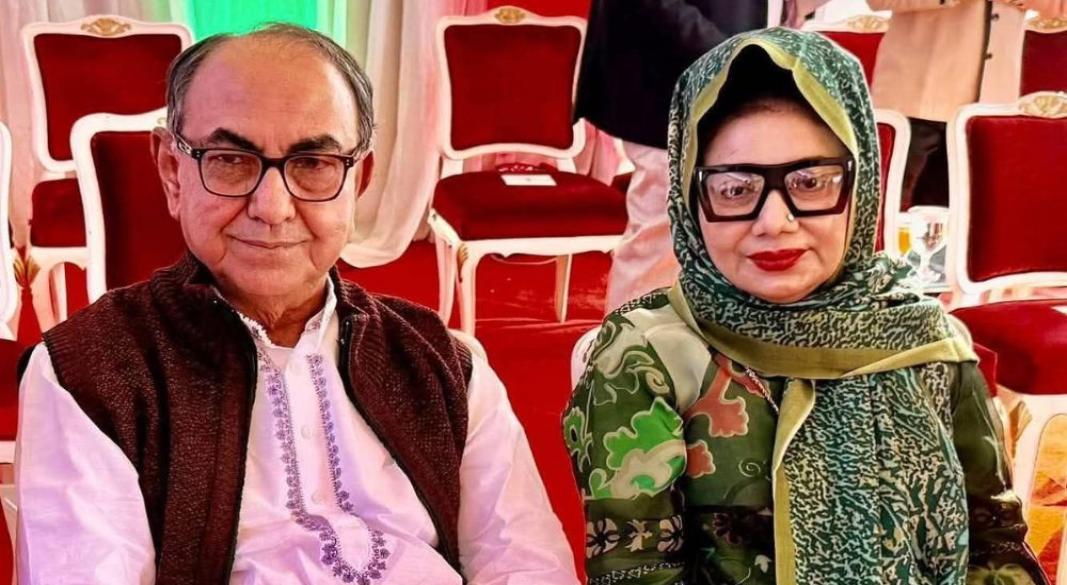 মির্জা আব্বাস ও আফরোজা আব্বাস। ছবি : সংগৃহীত