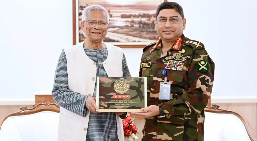 প্রধান উপদেষ্টার সঙ্গে বিদায়ী সাক্ষাৎ করেছেন বাংলাদেশ সেনাবাহিনীর প্রধান জেনারেল ওয়াকার-উজ-জামান। ছবি : সংগৃহীত