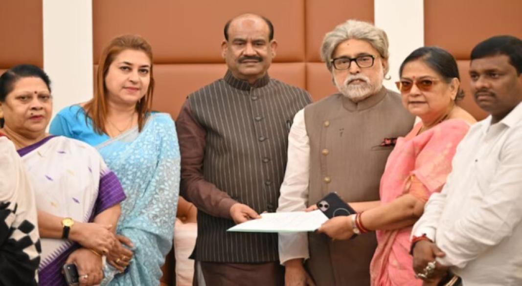 এনসিপিআই-এ যোগ দিচ্ছেন তৃণমূলের ২০ বিদ্রোহী এমপি