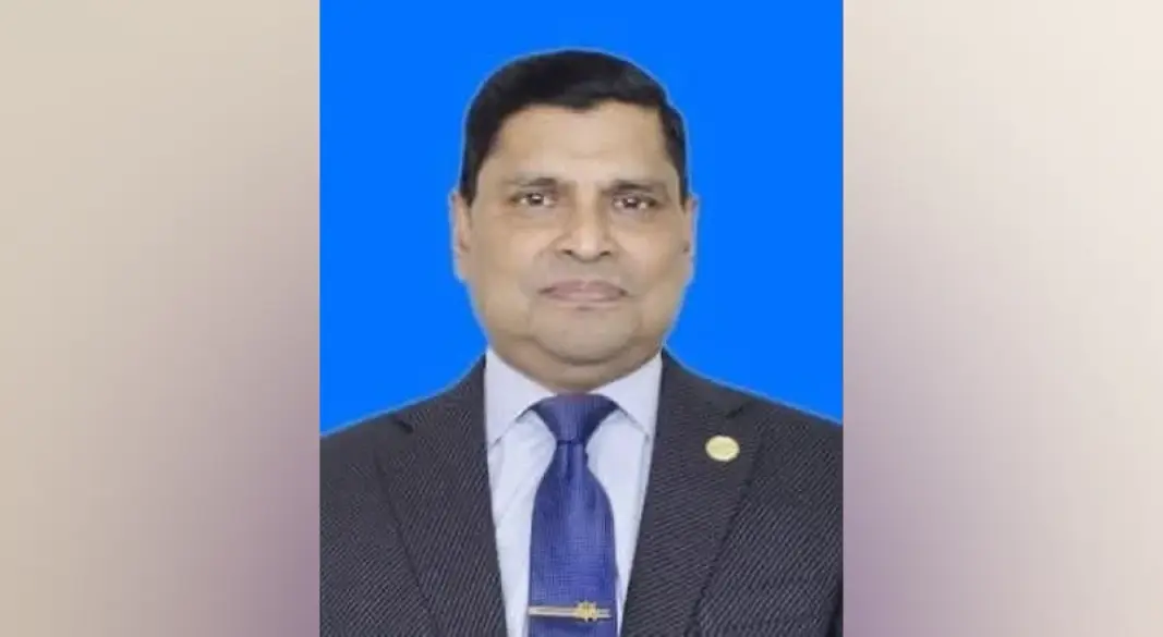 রিয়ার অ্যাডমিরাল খোন্দকার মিসবাহ উল আজীম
