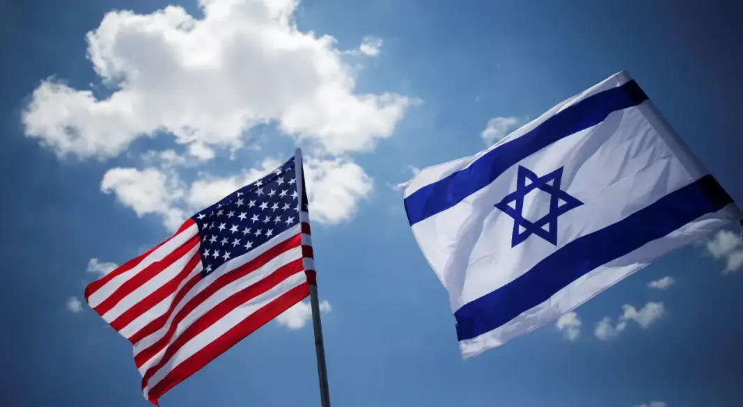যুক্তরাষ্ট্র ও ইসরায়েলের পতাকা। ছবি: সংগৃহীত