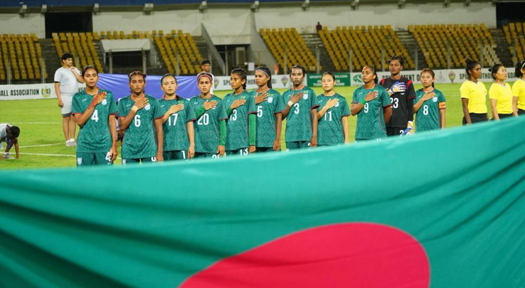 সাফ নারী চ্যাম্পিয়নশিপে বাংলাদেশের মেয়েরা। ছবি : সংগৃহীত