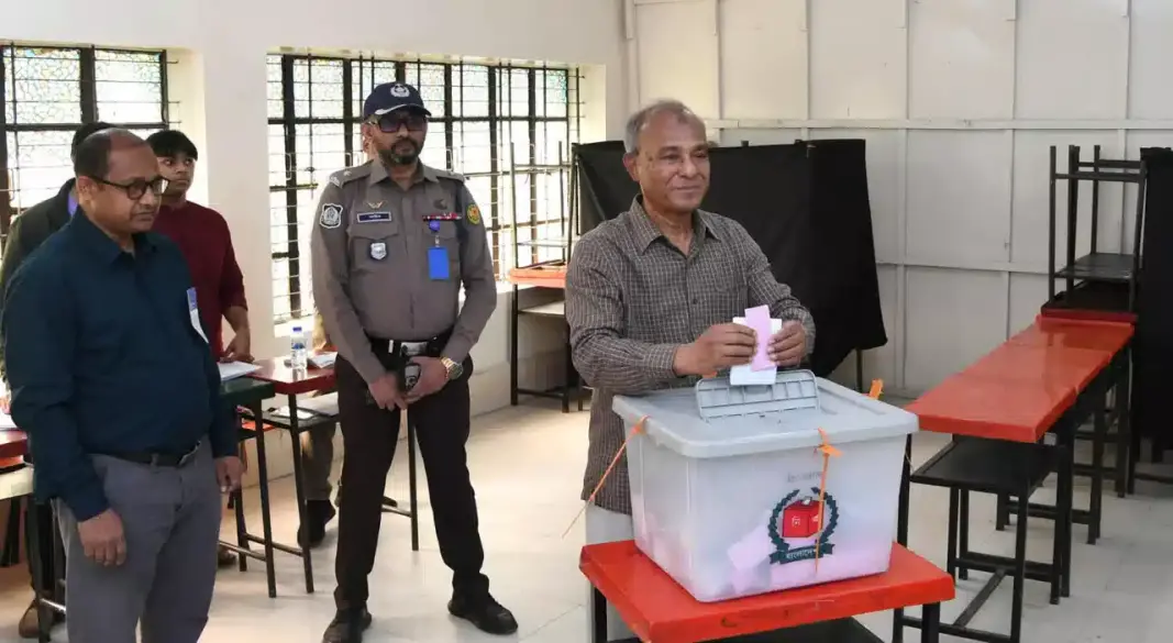 স্বরাষ্ট্র উপদেষ্টা লেফটেন্যান্ট জেনারেল (অব.) মো. জাহাঙ্গীর আলম চৌধুরী। ছবি : সংগৃহীত