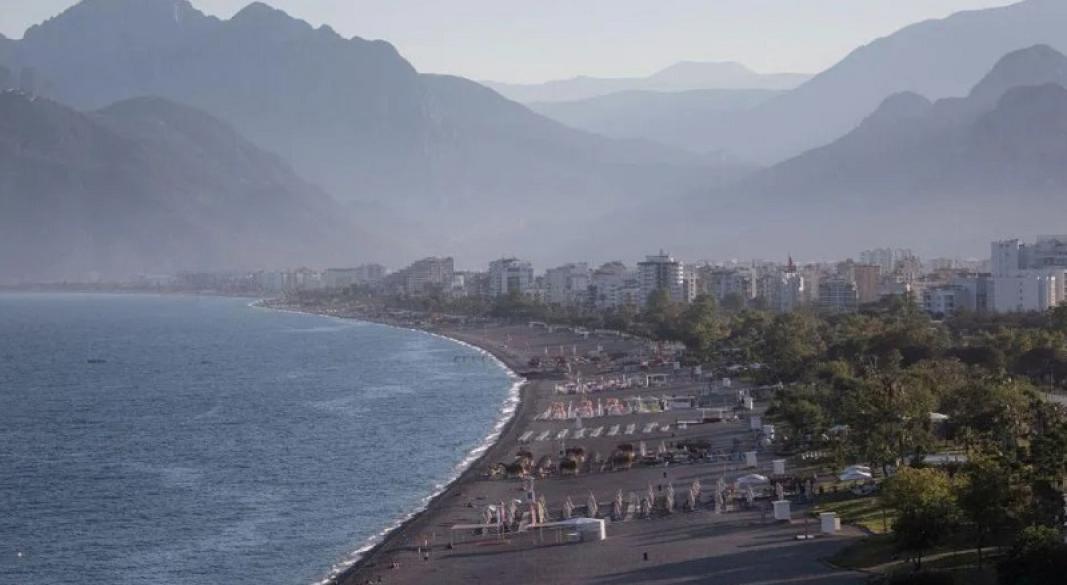 এ বছর তুরস্কের আন্তালিয়াতে জলবায়ু সম্মেলন কপ-৩১ অনুষ্ঠিত হবে | ছবি: বিবিসি