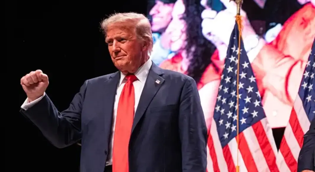 ডোনাল্ড ট্রাম্প । ছবি : সংগৃহীত