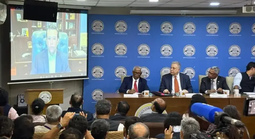 বুধবার সন্ধ্যায় দিল্লির ফরেন করেসপন্ডেন্টস ক্লাবের সংবাদ সম্মেলন। ছবি: সংগৃহীত