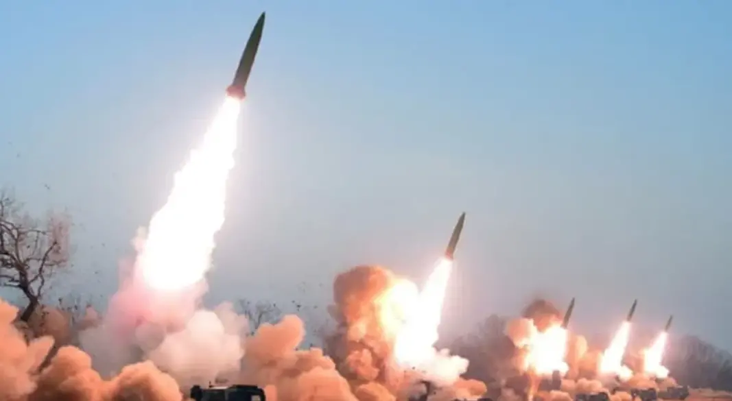 রকেট হামলা। ছবি : সংগৃহীত