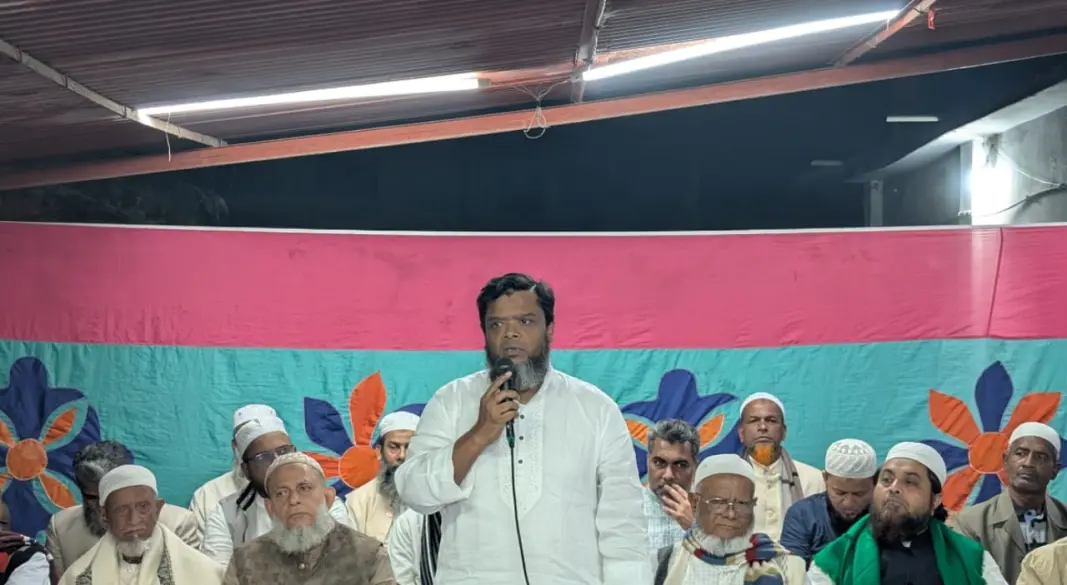 বক্তব্য দেন তানভীর আহমেদ রবিন।