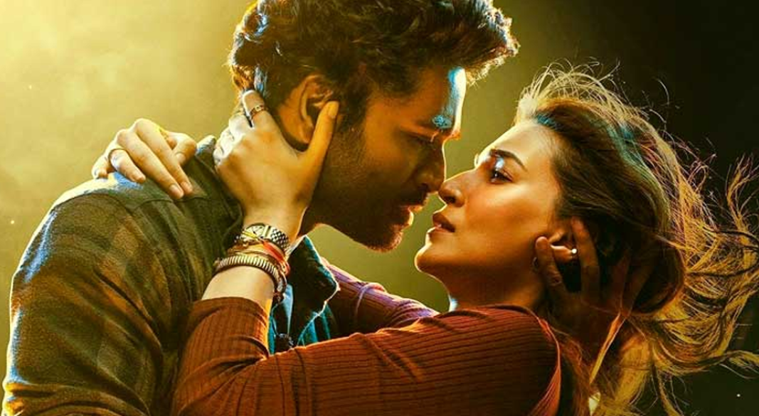 ‘তেরে ইশক মে’ সিনেমায় ধানুশ ও কৃতি শ্যানন। ছবি: সংগৃহীত