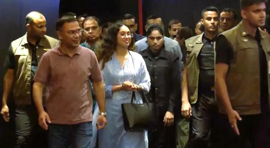 মেয়ে জাইমা রহমানকে নিয়ে সায়েন্স ফিকশন সিনেমা উপভোগ করেছেন প্রধানমন্ত্রী তারেক রহমান। ছবি : সংগৃহীত