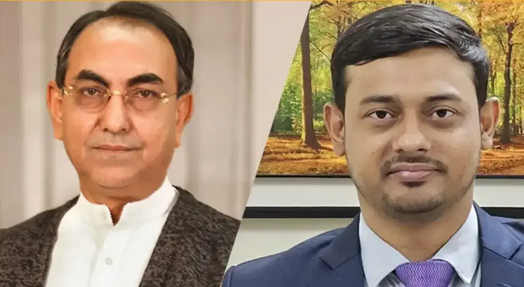 বাঁ থেকে, মির্জা আব্বাস ও নাসীরুদ্দীন পাটওয়ারী। ছবি : সংগৃহীত