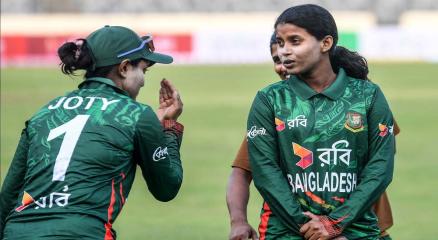 টি-টোয়েন্টি বিশ্বকাপে সুযোগ পেতে বাছাই পর্ব খেলবে বাংলাদেশ।